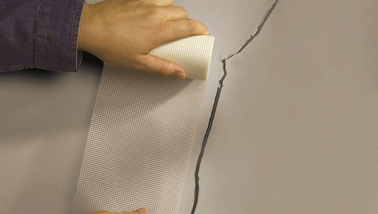 Drywall crack repair